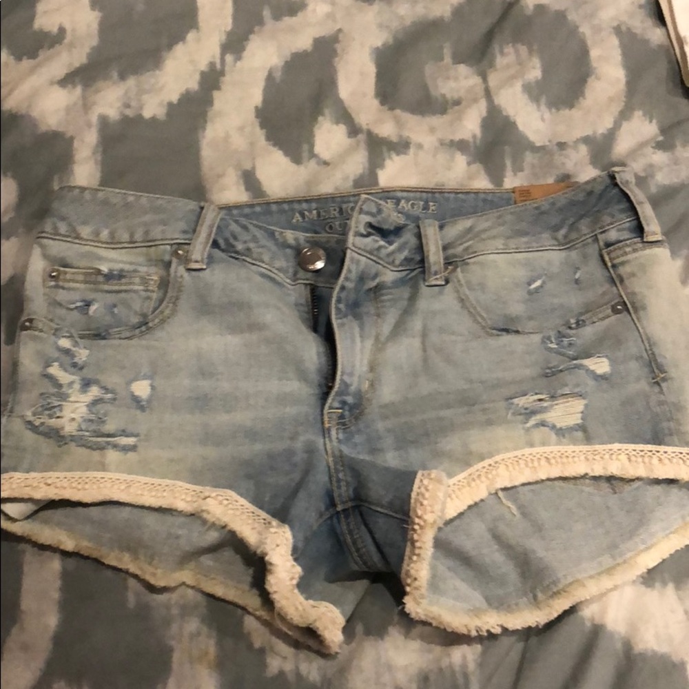 Never worn new with tags American eagle shorts